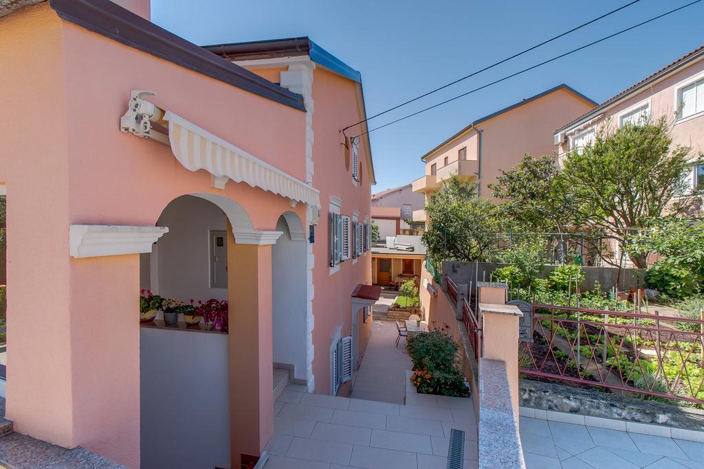 Apartments Leila Mali Lošinj Eksteriør billede